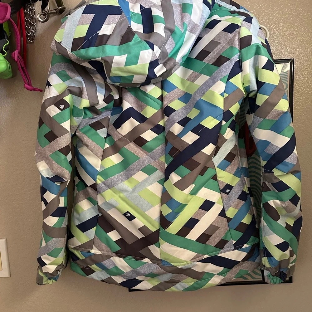 Colorful Winter Jacket - 686 - Picture 2 of 5
